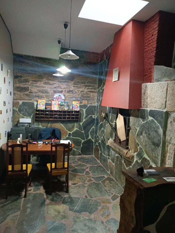 Pension Y Albergue Matias Locanda Sarria Ngoại thất bức ảnh
